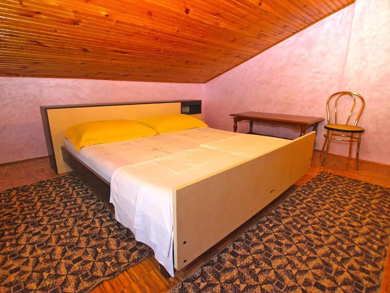 Rooms Antun 1238 메덜린 게스트하우스