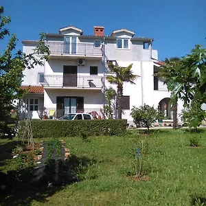 Vendégház Zova, Medulin
